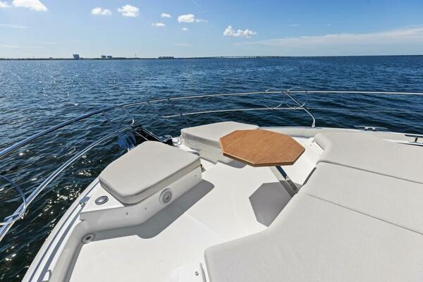2026 Prestige F5.7 Flybridge - Foredeck