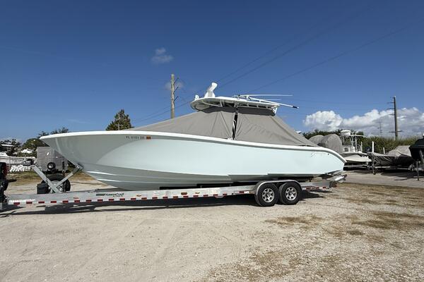 32ft Yellowfin Yacht For Sale