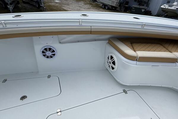 32ft Yellowfin Yacht For Sale