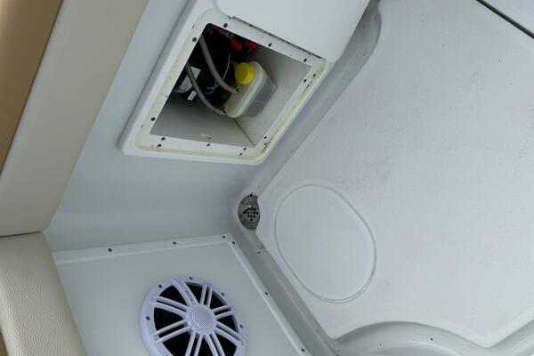 32ft Yellowfin Yacht For Sale