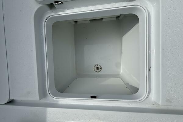 32ft Yellowfin Yacht For Sale