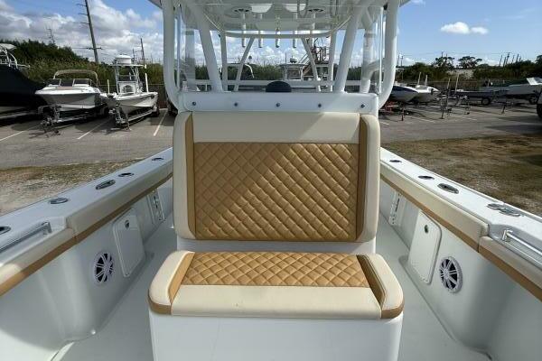 32ft Yellowfin Yacht For Sale