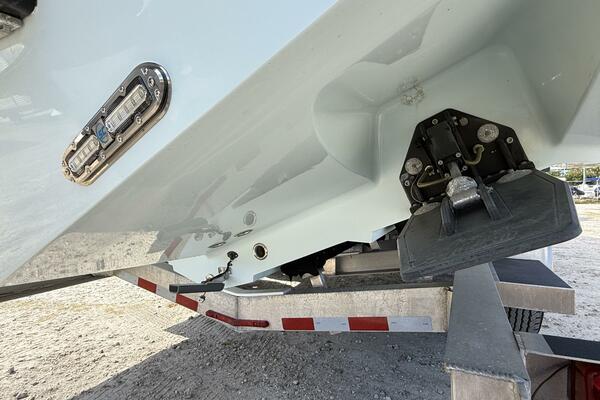 32ft Yellowfin Yacht For Sale