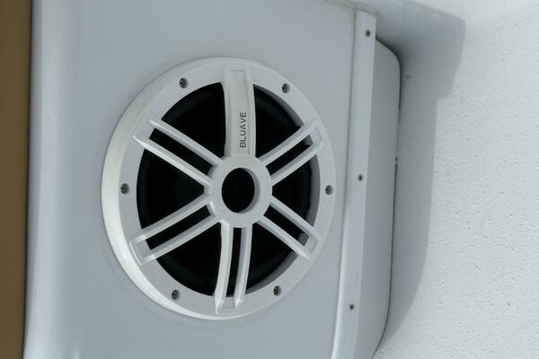 32ft Yellowfin Yacht For Sale