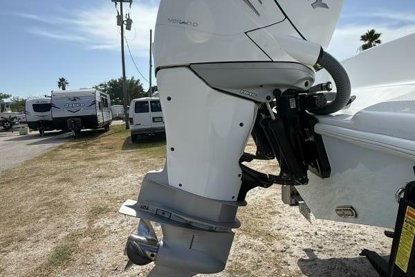 32ft Yellowfin Yacht For Sale