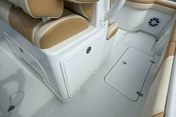 32ft Yellowfin Yacht For Sale