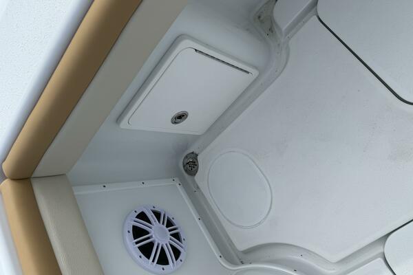 32ft Yellowfin Yacht For Sale