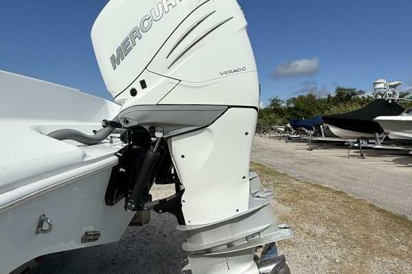 32ft Yellowfin Yacht For Sale