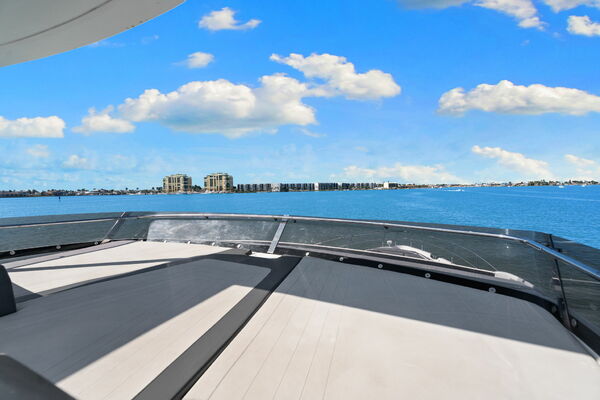 72ft Galeon Yacht For Sale
