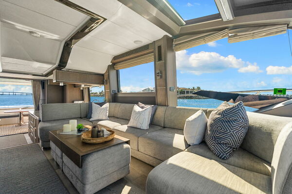 72ft Galeon Yacht For Sale