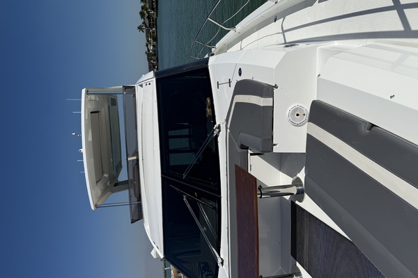 72ft Galeon Yacht For Sale