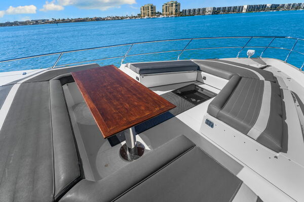 72ft Galeon Yacht For Sale