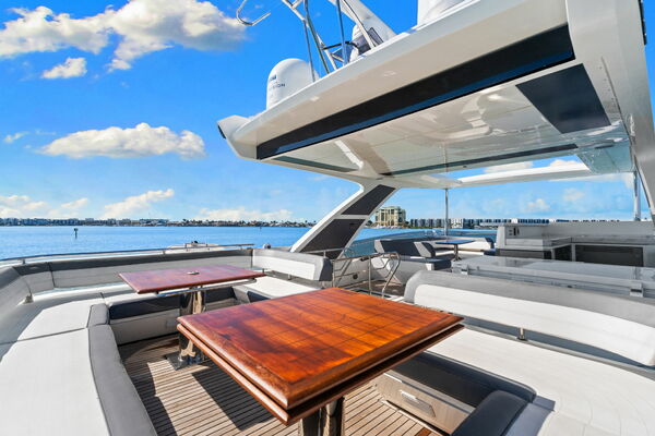 72ft Galeon Yacht For Sale