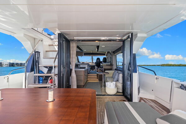 72ft Galeon Yacht For Sale
