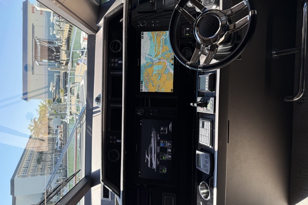 72ft Galeon Yacht For Sale