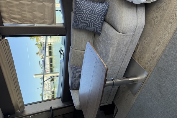 72ft Galeon Yacht For Sale