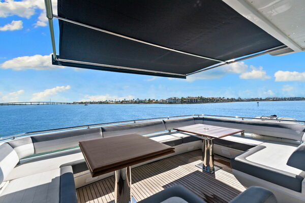 72ft Galeon Yacht For Sale
