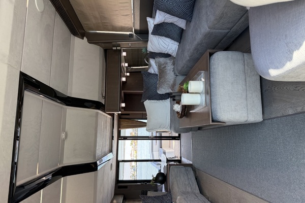 72ft Galeon Yacht For Sale