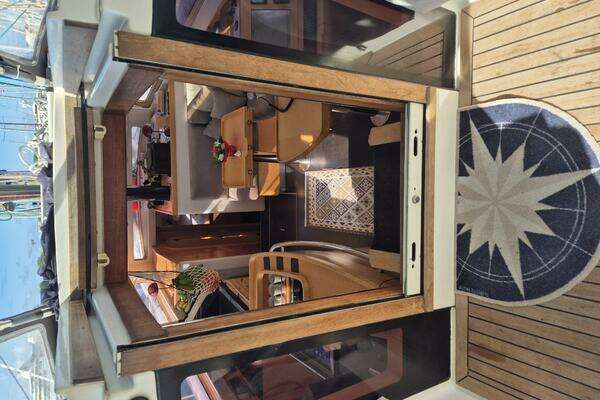 Feeling 52 Yacht For Sale