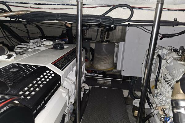 42ft Regal Yacht For Sale