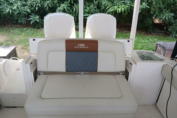 28ft Cobia Yacht For Sale
