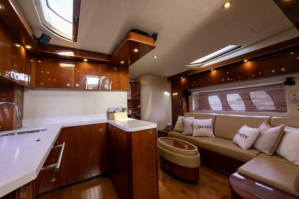 JOB SITE 60ft Sea Ray Yacht For Sale