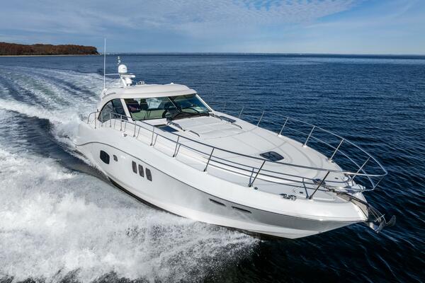 JOB SITE 60ft Sea Ray Yacht For Sale