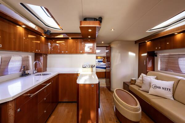 JOB SITE 60ft Sea Ray Yacht For Sale
