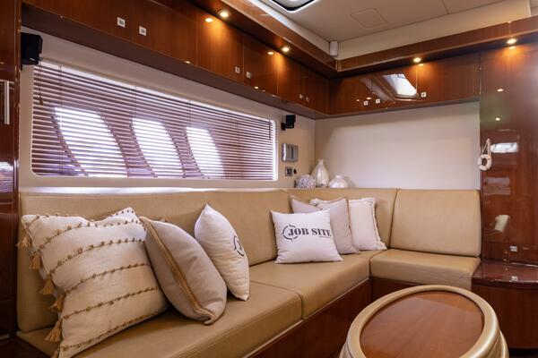 JOB SITE 60ft Sea Ray Yacht For Sale