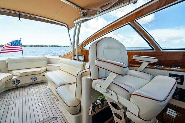 Hinckley Talaria 38R Convertible Yacht For Sale