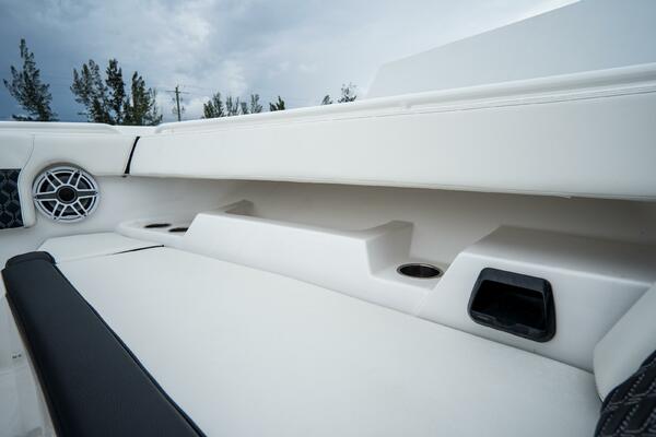 380 CC Adventure 38ft Tidewater Yacht For Sale