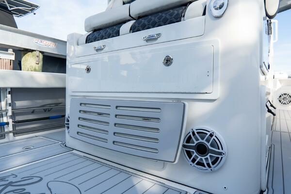 380 CC Adventure 38ft Tidewater Yacht For Sale