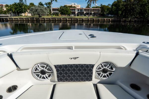 380 CC Adventure 38ft Tidewater Yacht For Sale