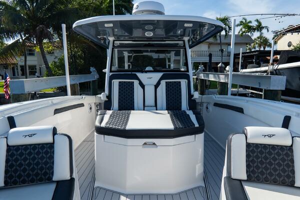 380 CC Adventure 38ft Tidewater Yacht For Sale