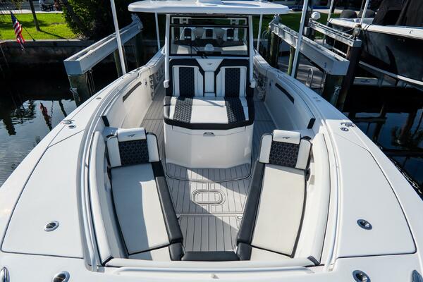380 CC Adventure 38ft Tidewater Yacht For Sale