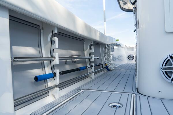 380 CC Adventure 38ft Tidewater Yacht For Sale