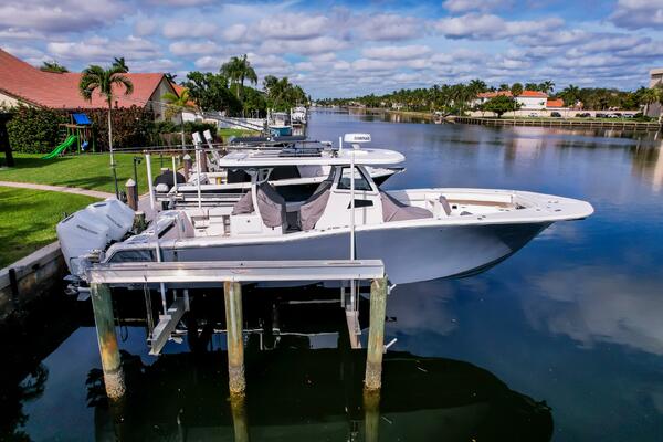380 CC Adventure 38ft Tidewater Yacht For Sale