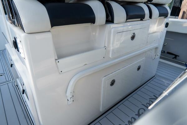 380 CC Adventure 38ft Tidewater Yacht For Sale