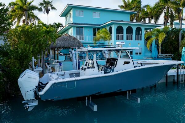 380 CC Adventure 38ft Tidewater Yacht For Sale