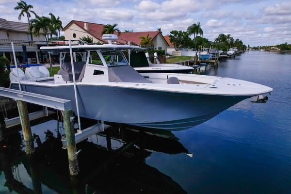 380 CC Adventure 38ft Tidewater Yacht For Sale