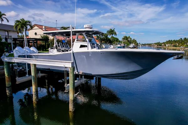 380 CC Adventure 38ft Tidewater Yacht For Sale