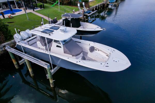 380 CC Adventure 38ft Tidewater Yacht For Sale