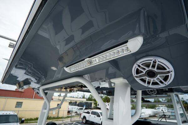 380 CC Adventure 38ft Tidewater Yacht For Sale