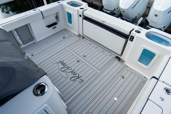 380 CC Adventure 38ft Tidewater Yacht For Sale