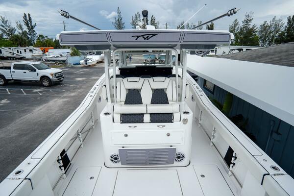 380 CC Adventure 38ft Tidewater Yacht For Sale