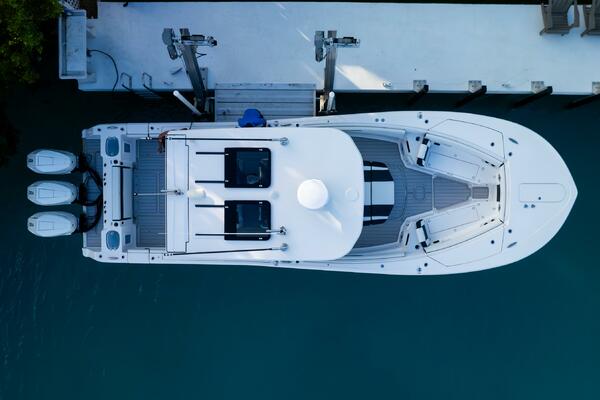 380 CC Adventure 38ft Tidewater Yacht For Sale