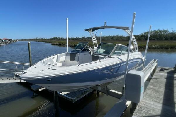 23ft Chaparral Yacht For Sale