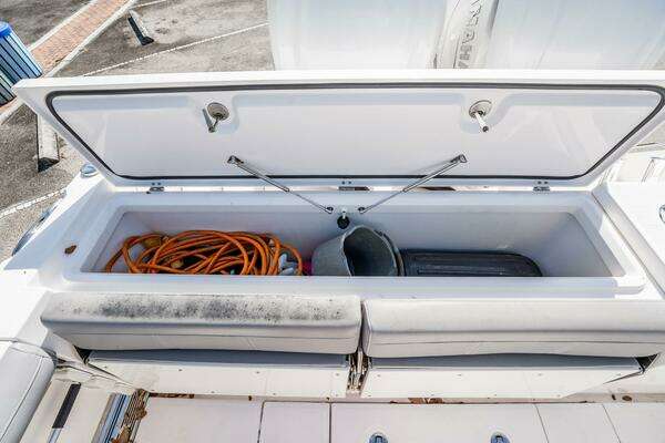 Everglades 335 Center Console Yacht For Sale