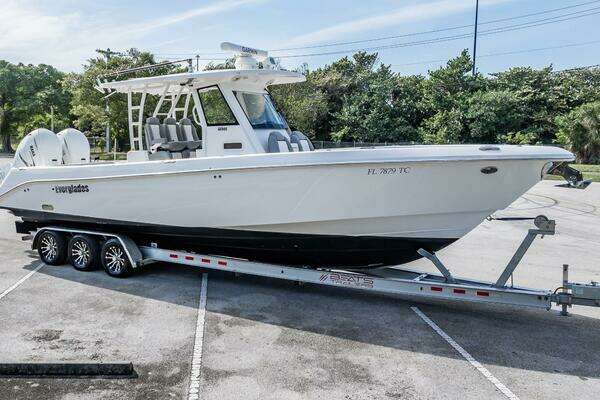 33-ft-Everglades-2021-335 Center Console-Bonita Sp;rings Florida United States yacht for sale