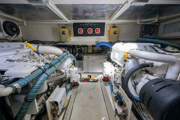 Release Walk Around Yacht For Sale